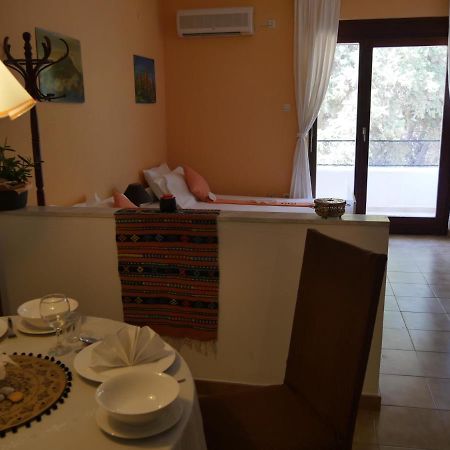 Helios-Rhodos-Apartments Koskinou  Ngoại thất bức ảnh